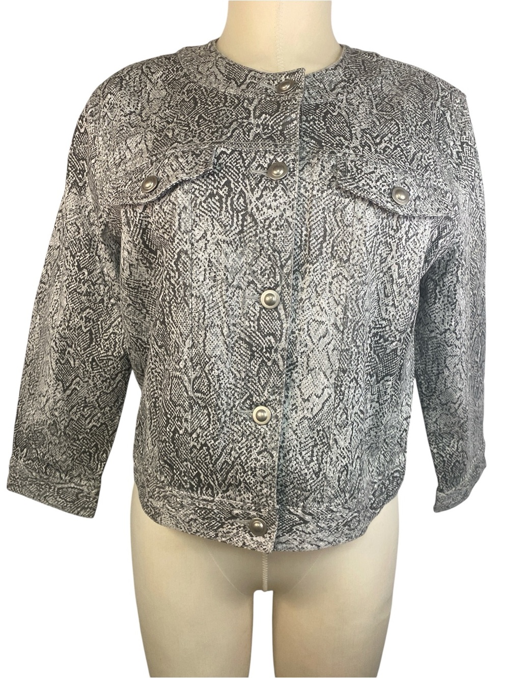 Ruby Rd. Gray & White Snake-Print Button Jacket Women’s Size 12